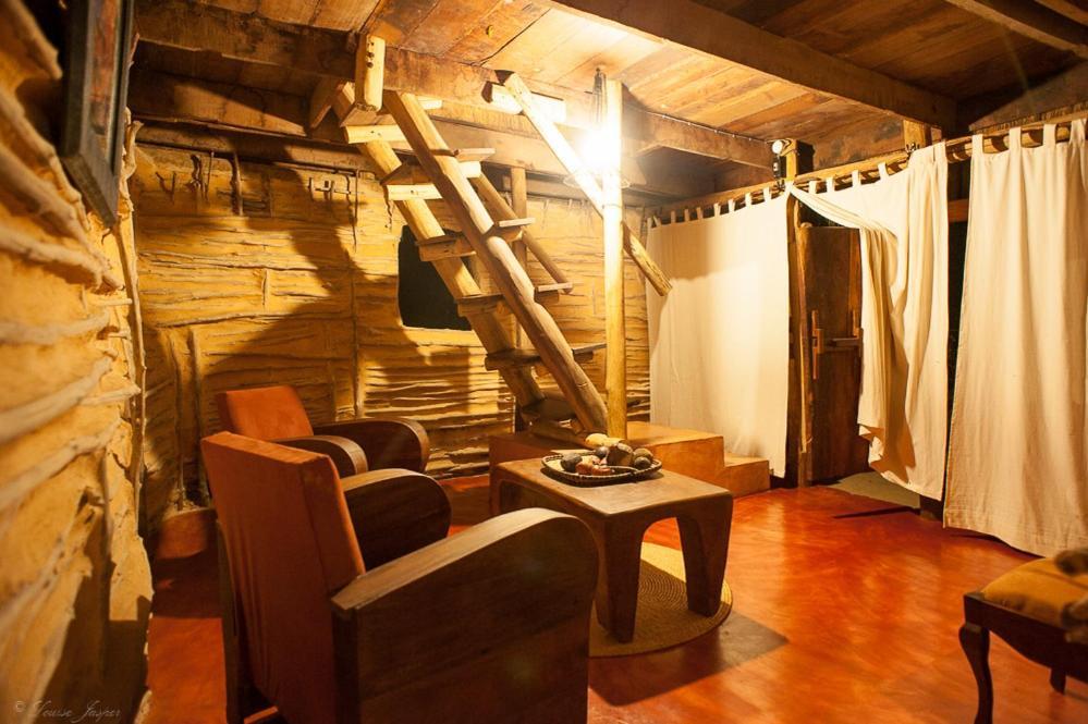 Iharana Bush Camp Ξενοδοχείο Ambondromifehy Εξωτερικό φωτογραφία